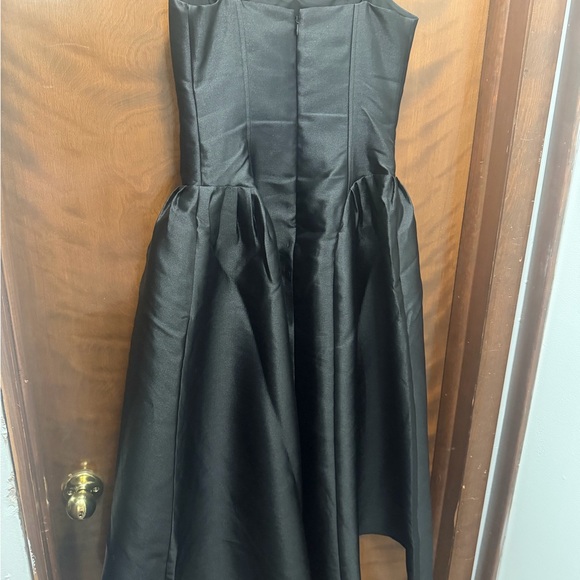 Express Black Satin Midi Dress - Picture 9 of 12
